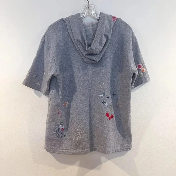 Johnny Was Gray Embroidered Short Sleeve Hooded Top Bohemian Pullover Hoodie S - Picture 7 of 7
